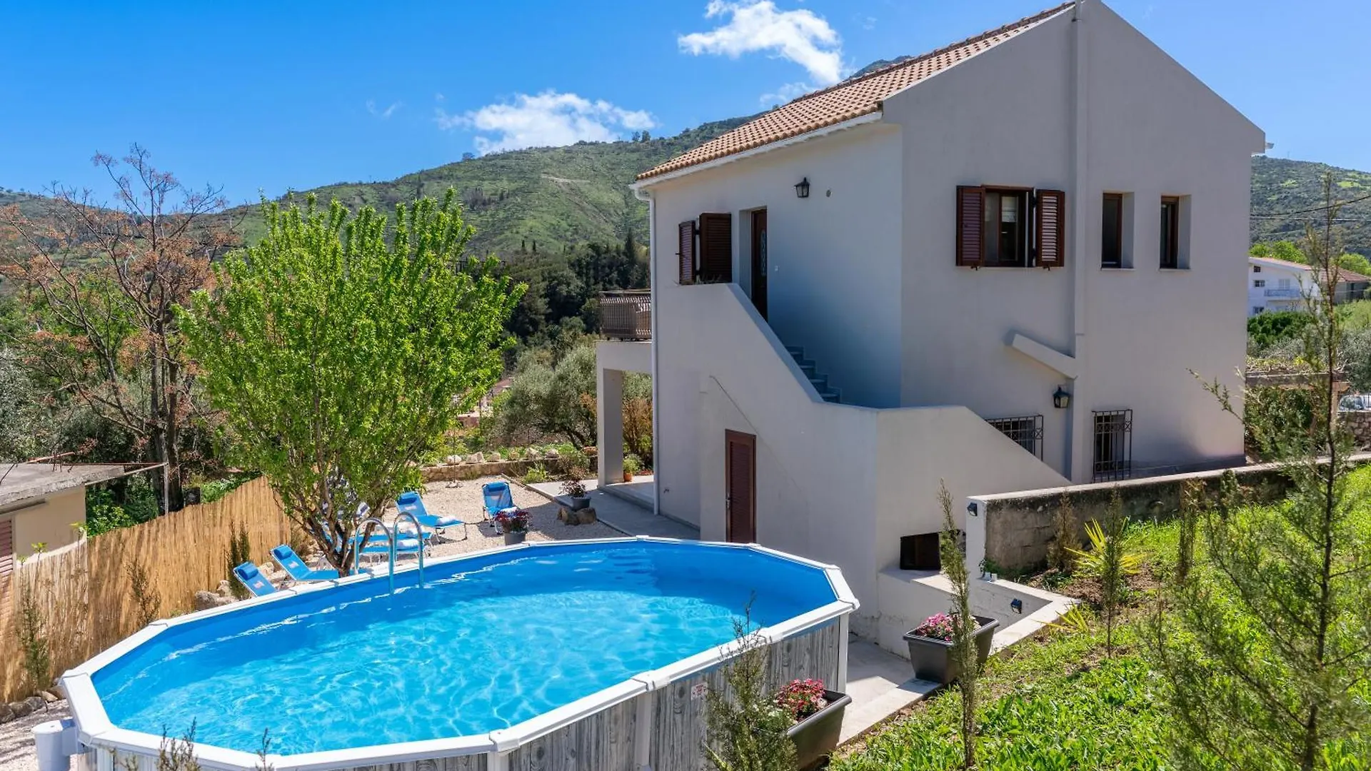 Richmond Villa Greece 波罗斯